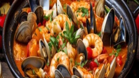Cazuela De Mariscos